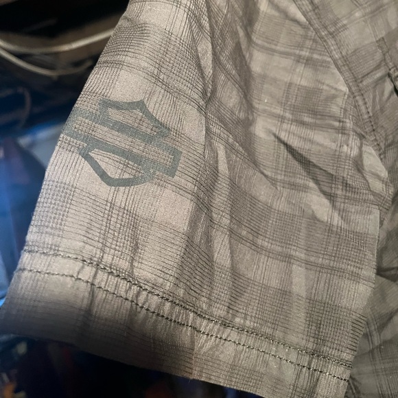 Harley Davidson Button Down short sleeve - Picture 4 of 8